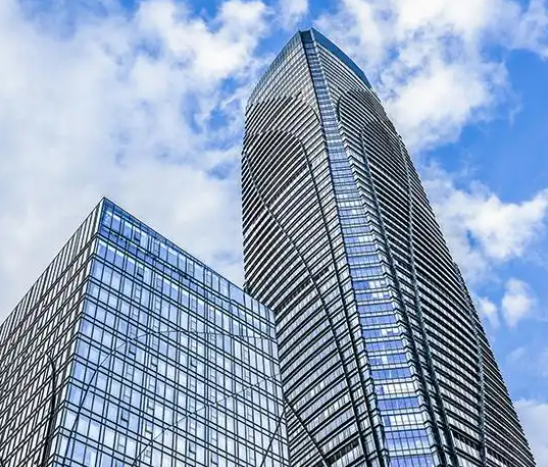 公共泳池与私家泳池胶膜选型对比：融科新型建材产品适配方案
